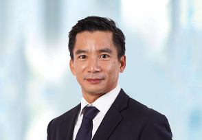 Mr. Nha-Vinh, Julian Nguyen